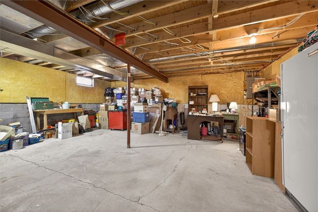 44 Flynnwood Drive, Greece, NY 14612