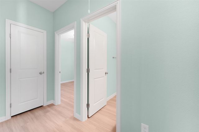 2027 S Bluebonnet Avenue, Denison, TX 75020