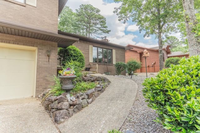 3 LAS NAVAS LANE, Hot Springs Village, AR 71909