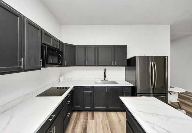 24 Road 5213, Cleveland, TX 77327