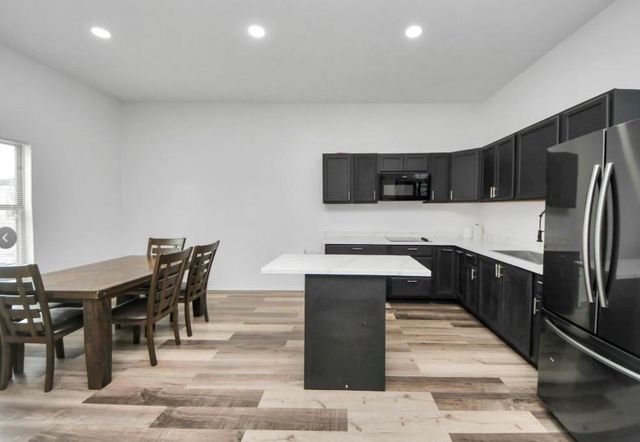 24 Road 5213, Cleveland, TX 77327