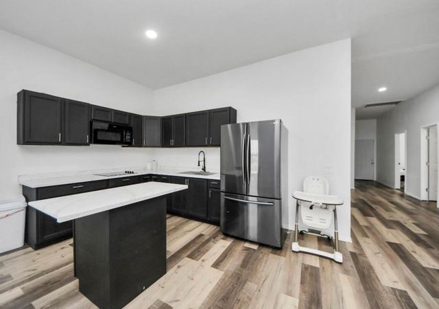 24 Road 5213, Cleveland, TX 77327