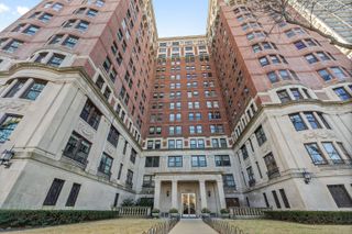 5000 N Marine Drive 12D, Chicago, IL 60640