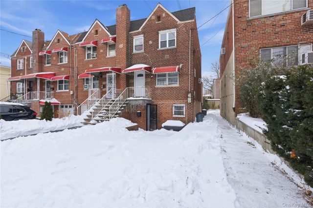 1042 E 233rd Street, Bronx, NY 10466