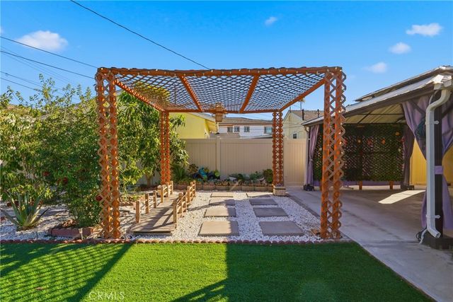 1776 S Carnelian, Anaheim, CA 92802