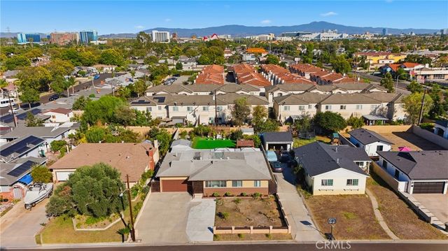 1776 S Carnelian, Anaheim, CA 92802