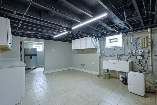 5801 Kenwood Road, Madeira, OH 45243