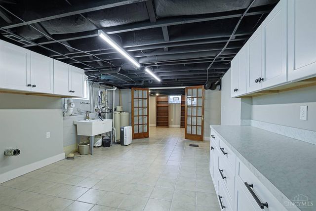 5801 Kenwood Road, Madeira, OH 45243