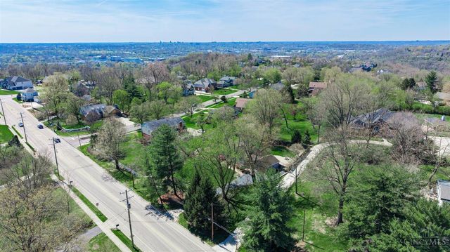 5801 Kenwood Road, Madeira, OH 45243