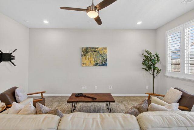 3139 Golden Trail St, Rocklin, CA 95765