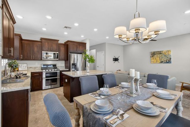3139 Golden Trail St, Rocklin, CA 95765