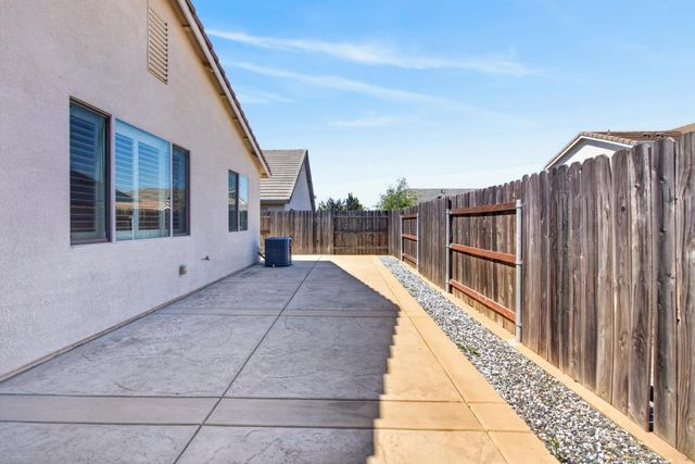 3139 Golden Trail St, Rocklin, CA 95765