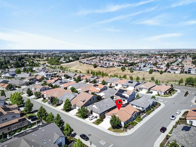 3139 Golden Trail St, Rocklin, CA 95765