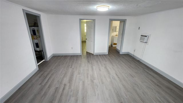 501 W BAKER STREET, Plant City, FL 33563