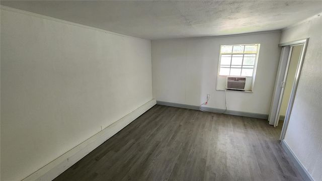 501 W BAKER STREET, Plant City, FL 33563