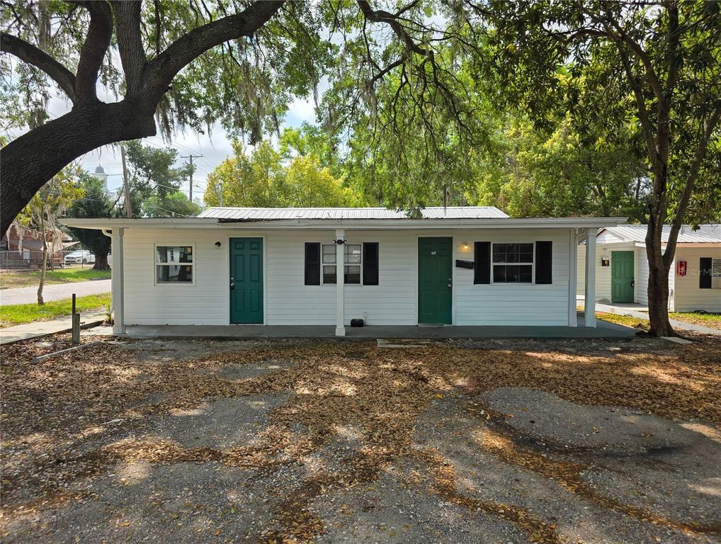 Image 2 of property listing at 501 W BAKER STREET, Plant City, FL 33563