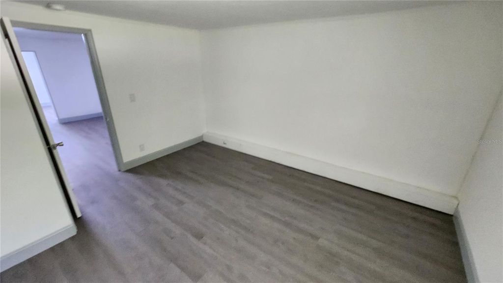 Image 15 of property listing at 501 W BAKER STREET, Plant City, FL 33563