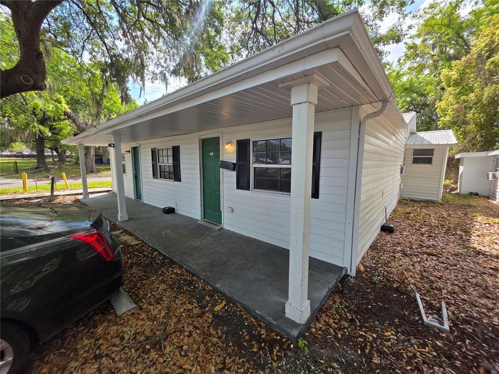 Image 7 of property listing at 501 W BAKER STREET, Plant City, FL 33563