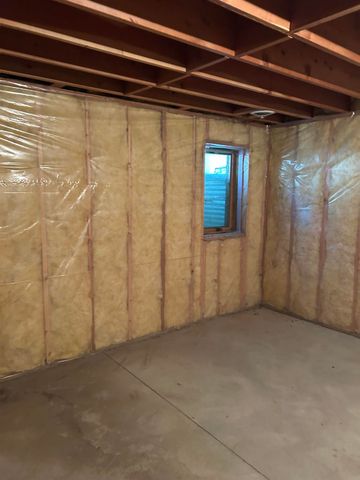 323 NE 3rd Avenue, Waverly, IA 50677