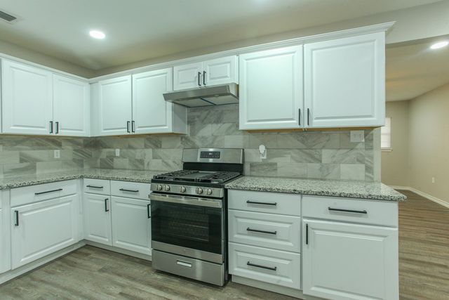 1717 Purdue Ave, Big Spring, TX 79720