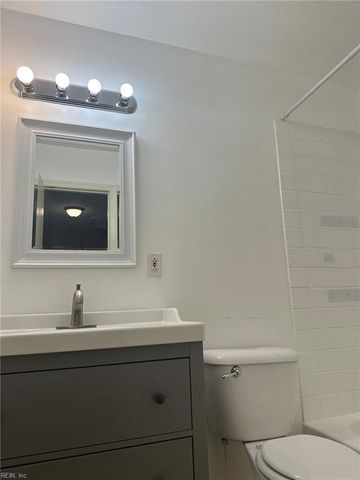 2216 Windom PL, Virginia Beach, VA 23454
