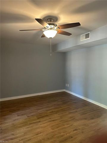 2216 Windom PL, Virginia Beach, VA 23454