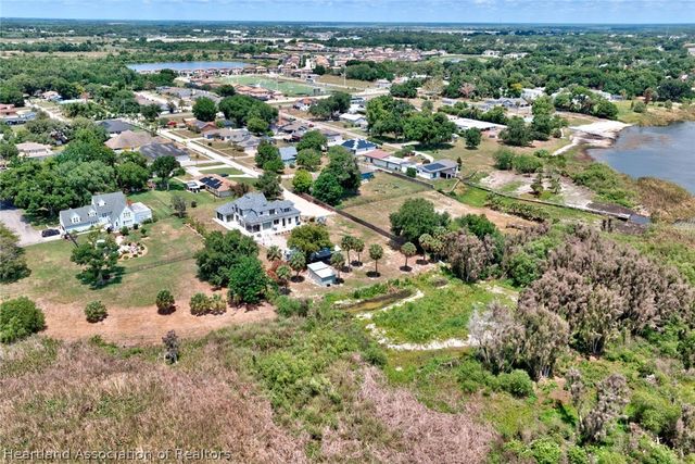 91 Woodland Drive, Haines City, FL 33844