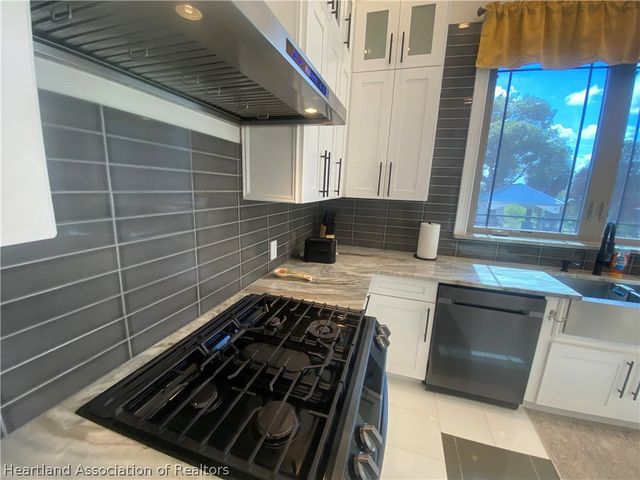 91 Woodland Drive, Haines City, FL 33844