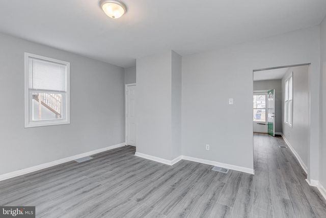 400 BUTTONWOOD ST, Delanco, NJ 08075