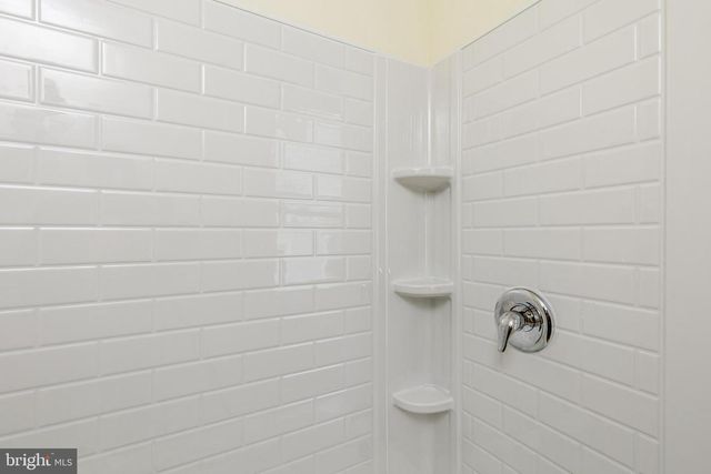 400 BUTTONWOOD ST, Delanco, NJ 08075