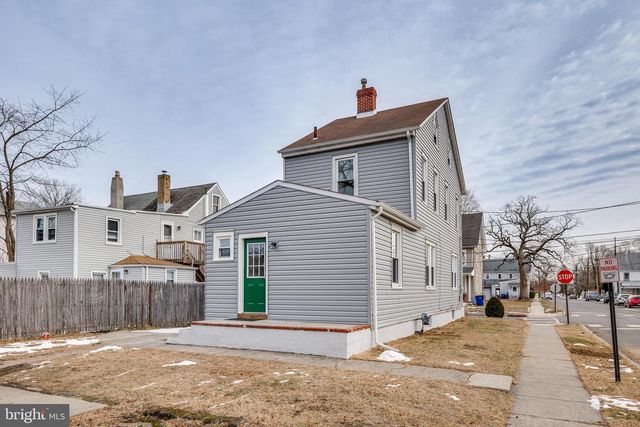 400 BUTTONWOOD ST, Delanco, NJ 08075