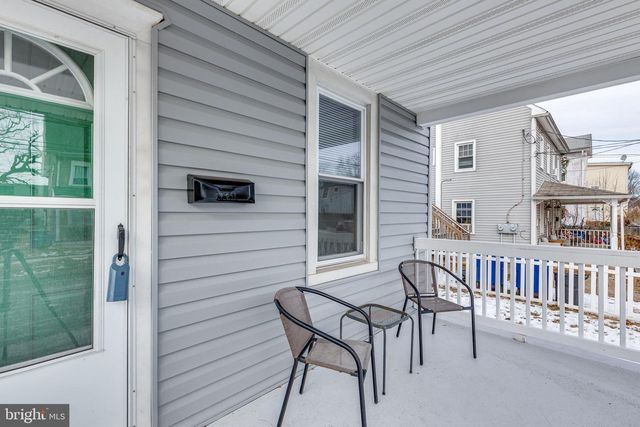 400 BUTTONWOOD ST, Delanco, NJ 08075