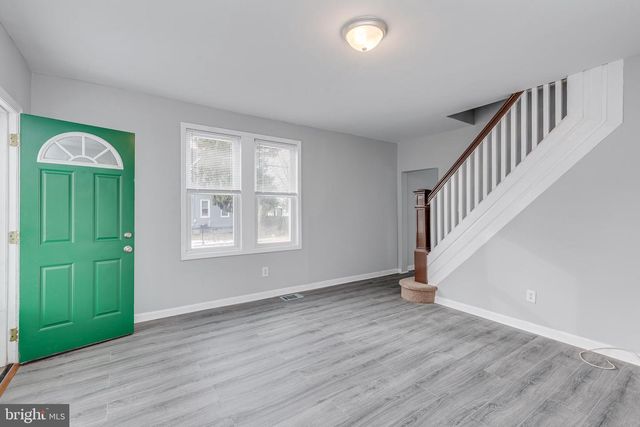 400 BUTTONWOOD ST, Delanco, NJ 08075