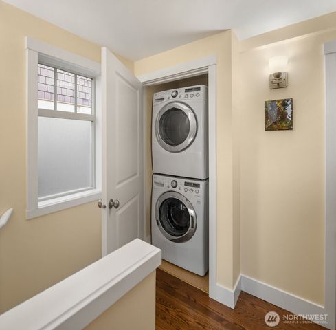 5712 17th Avenue NW, Seattle, WA 98107