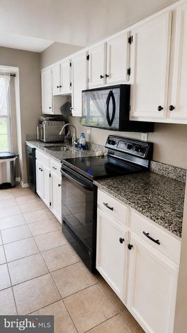 15370 INLET PL, Dumfries, VA 22025
