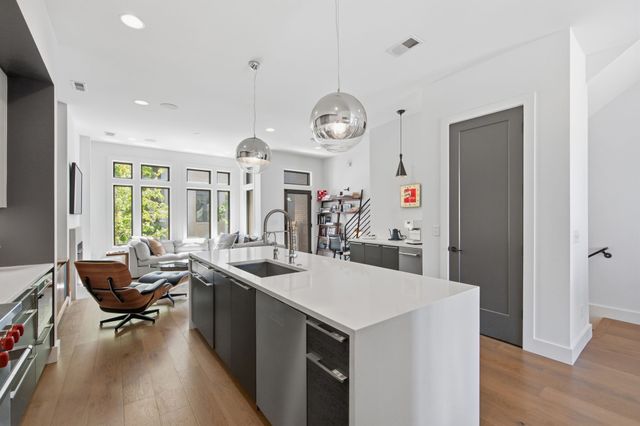 1108 Sigler St, Nashville, TN 37203