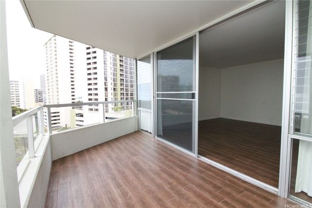 2600 Pualani Way 905, Honolulu, HI 96815