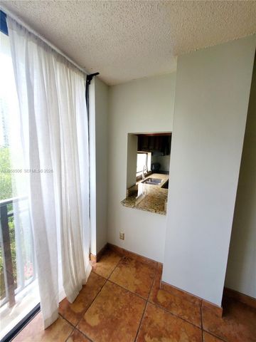17021 N Bay Road 618, Sunny Isles Beach, FL 33160