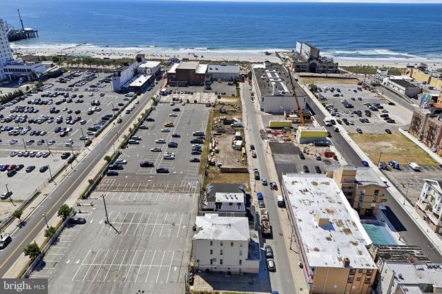 141 S OCEAN AVE, Atlantic City, NJ 08401