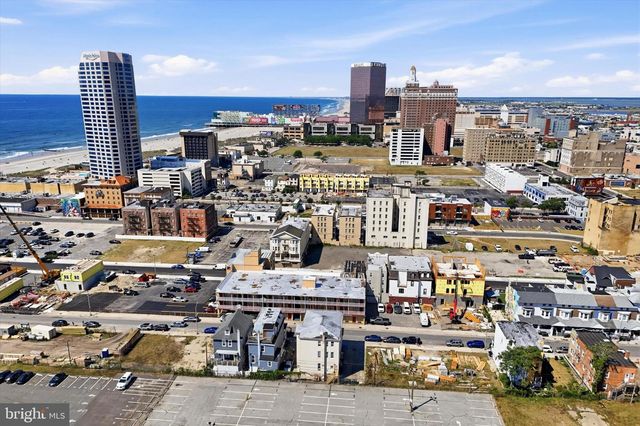 141 S OCEAN AVE, Atlantic City, NJ 08401
