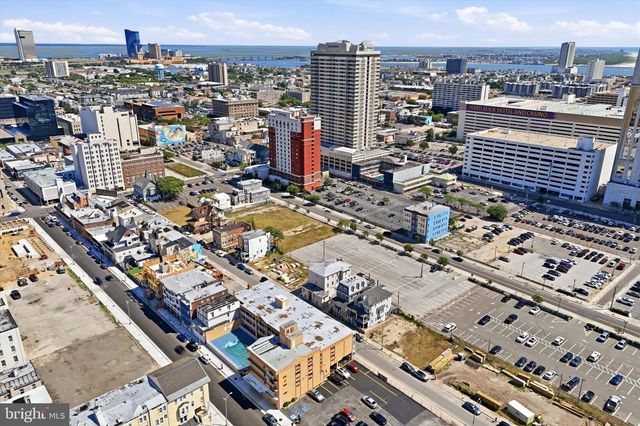 141 S OCEAN AVE, Atlantic City, NJ 08401