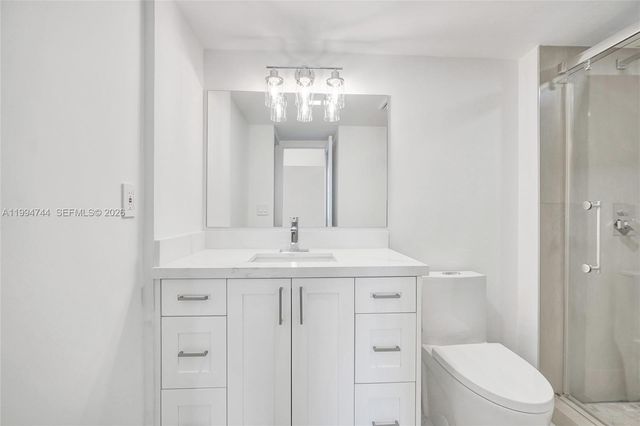 3625 N Country Club Dr 2310, Aventura, FL 33180