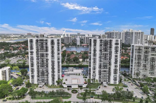 3625 N Country Club Dr 2310, Aventura, FL 33180