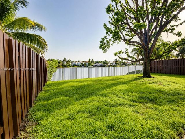 10956 NW 73rd St 10956, Doral, FL 33178