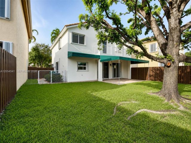 10956 NW 73rd St 10956, Doral, FL 33178