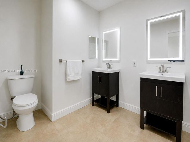 10956 NW 73rd St 10956, Doral, FL 33178