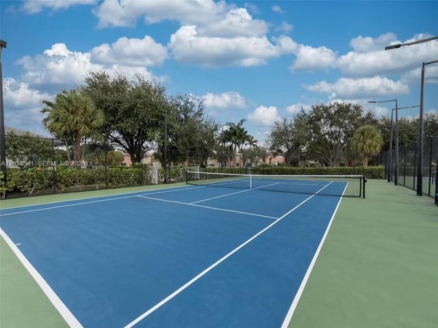 10956 NW 73rd St 10956, Doral, FL 33178