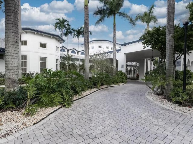 10956 NW 73rd St 10956, Doral, FL 33178