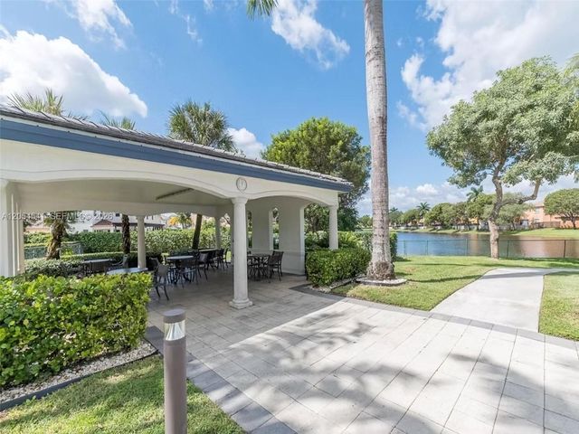 10956 NW 73rd St 10956, Doral, FL 33178