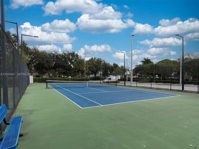 10956 NW 73rd St 10956, Doral, FL 33178